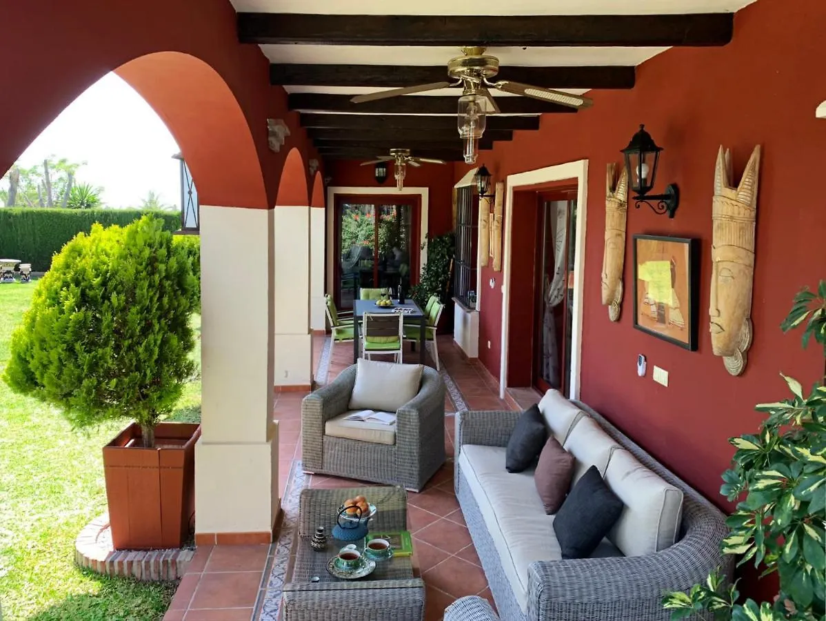 Villa Nabrisa Marbella, 5 Bedroom, Private Pool, Garden, Bbq