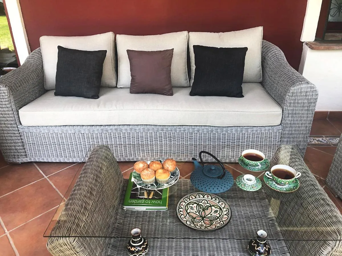 Villa Nabrisa Marbella, 5 Bedroom, Private Pool, Garden, Bbq