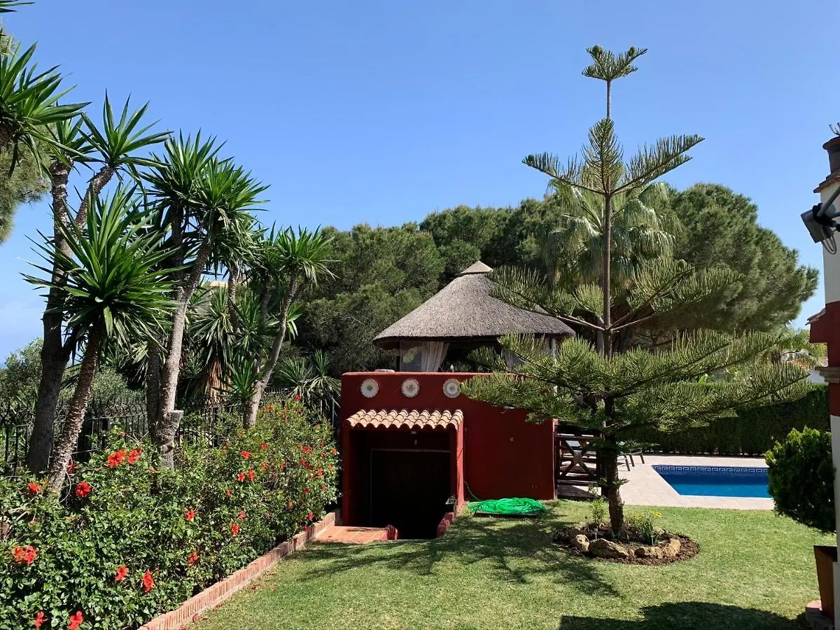 Villa Nabrisa Marbella, 5 Bedroom, Private Pool, Garden, Bbq España