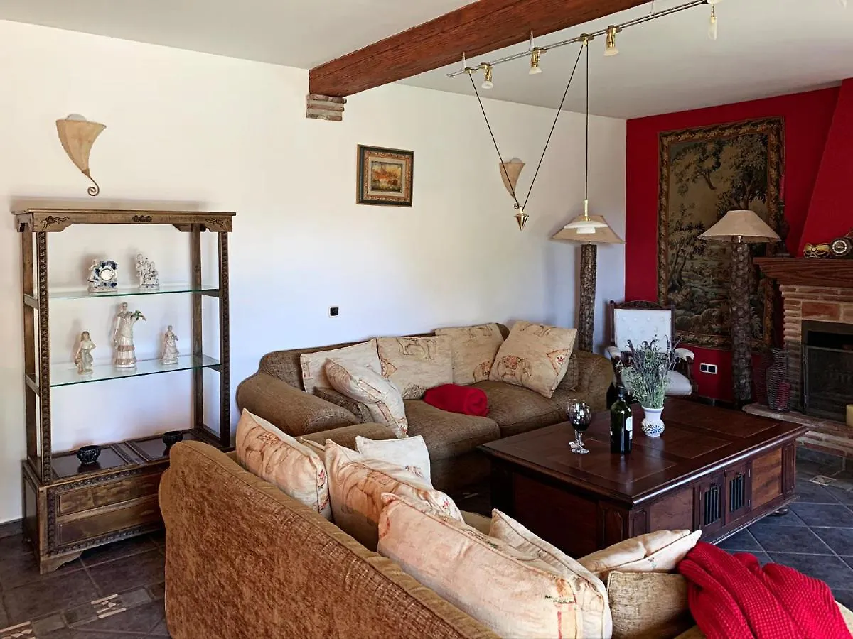 Villa Nabrisa Marbella, 5 Bedroom, Private Pool, Garden, Bbq