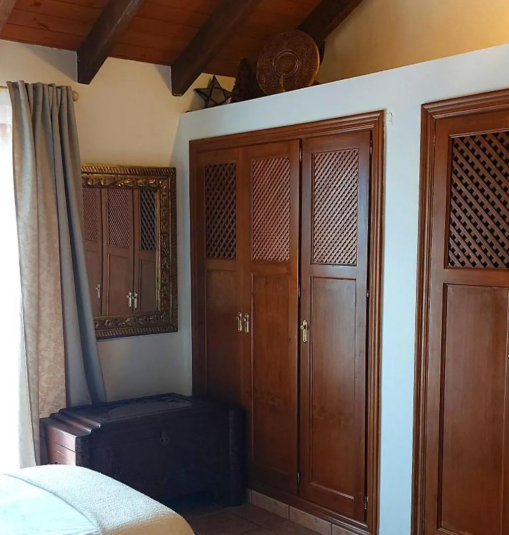 Villa Nabrisa Marbella, 5 Bedroom, Private Pool, Garden, Bbq  マルベーリャ