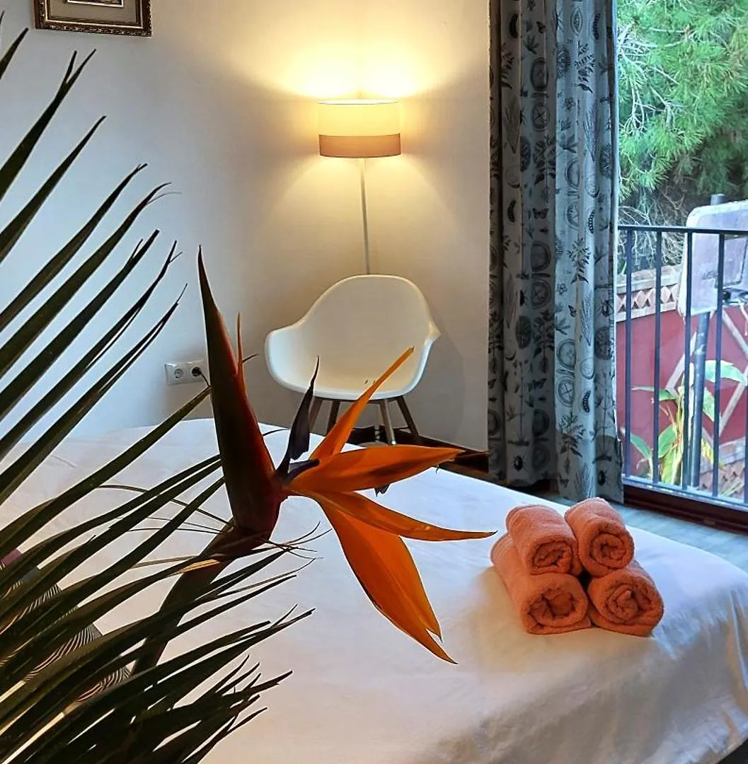 Villa Nabrisa Marbella, 5 Bedroom, Private Pool, Garden, Bbq 0*, Marbella Spain